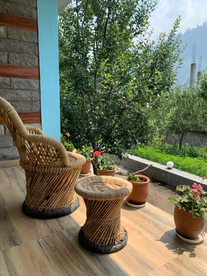 Jal-Vayu Cottages Manāli Exteriör bild