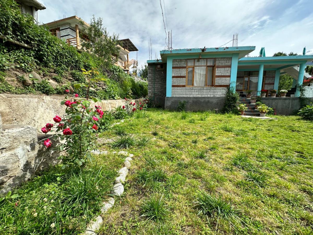 Jal-Vayu Cottages Manāli Exteriör bild