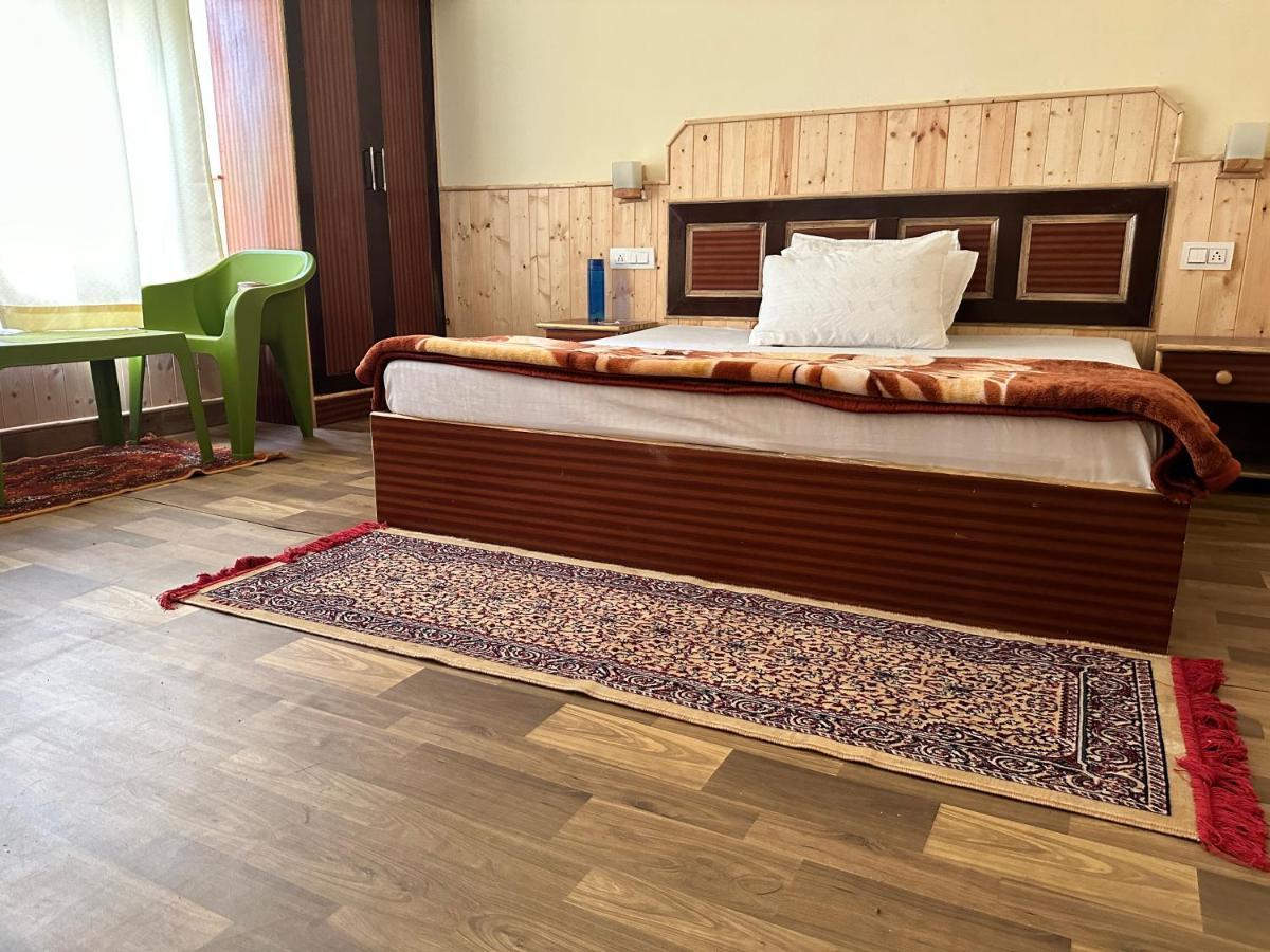 Jal-Vayu Cottages Manāli Exteriör bild